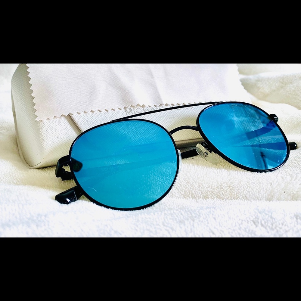 Michael Kors LON Sunglasses